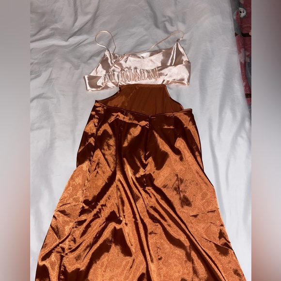 Silk pink and brown dress bought for a wedding but never worn - Picture 2 of 5